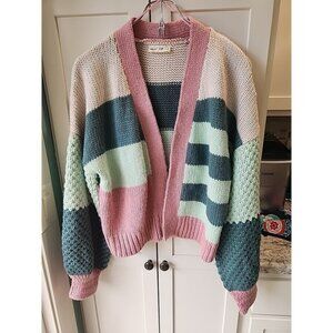 NEW IN cardigan Sz S